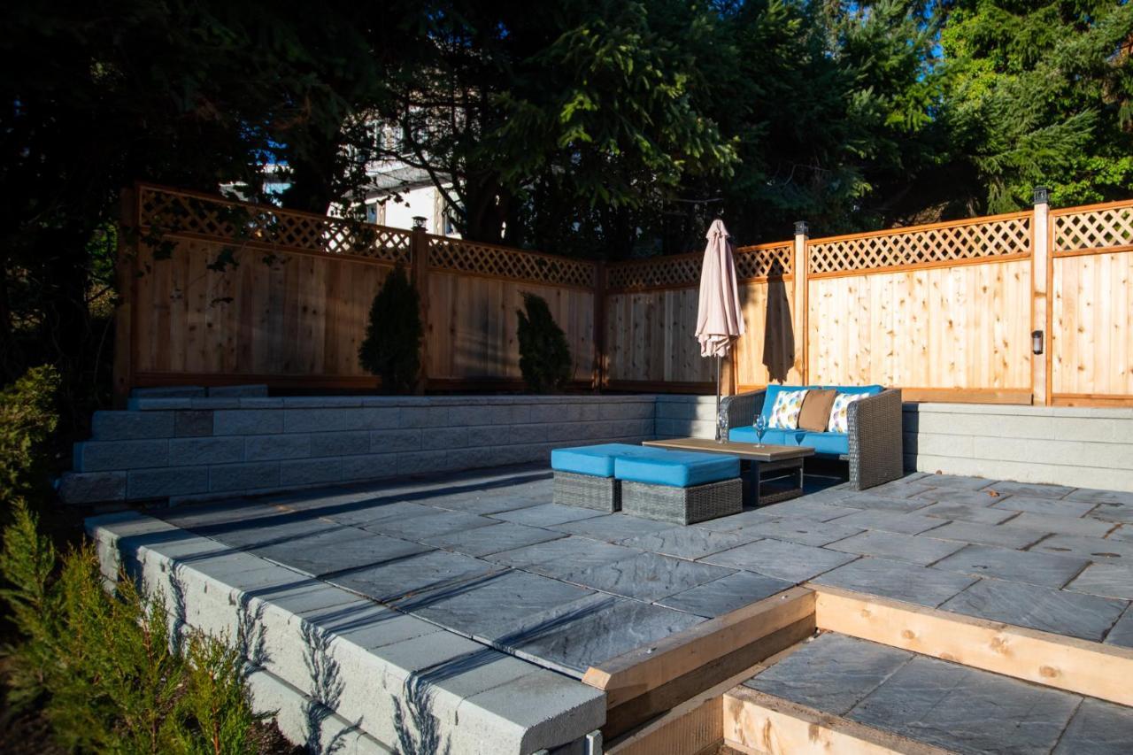 Bright Private Suite Near Departure Bay Beach Nanaimo Bagian luar foto
